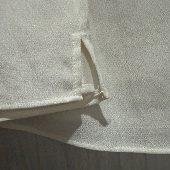 White House Black Market Ivory Ruffled Blouse - Picture 4 of 5